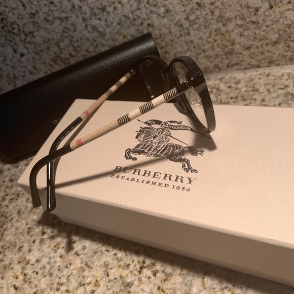 🤓💎NEW BURBERRY FRAMES🤓W/ ORIGINAL CASE/BOX💎🤓 - Picture 4 of 16